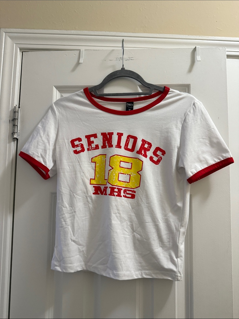 Seniors '18' Red-Trim White Ringer Tee